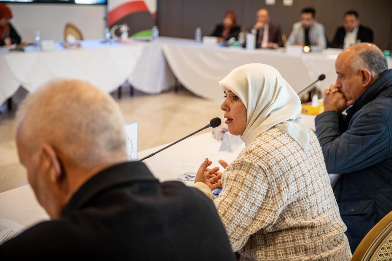 مداولات ما بين أعضاء محور الحوكمة بالحوار المهيكل